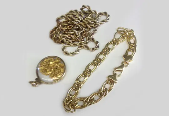 Tarnished, Scrap Gold Jewelry Buyer in Westminster, CA